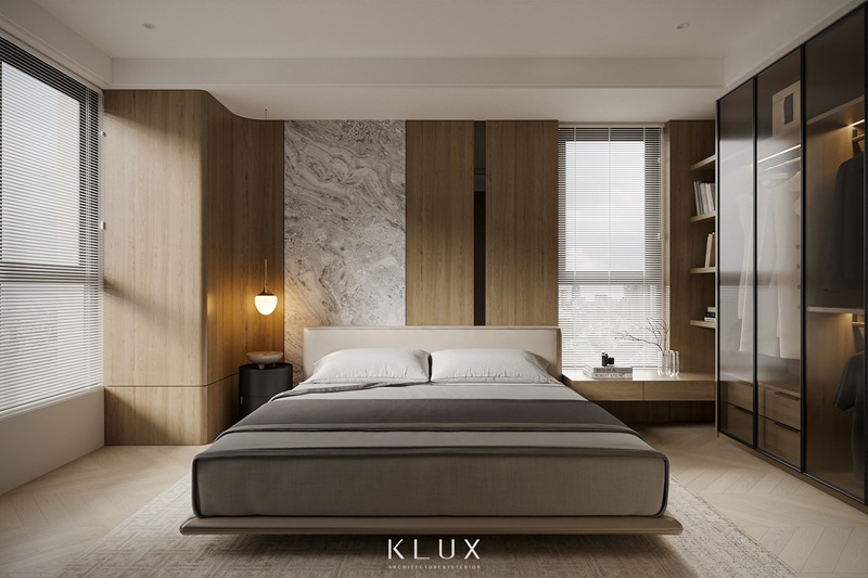 Phòng ngủ master rộng rãi sử dụng các tấm vách ốp gỗ công nghiệp