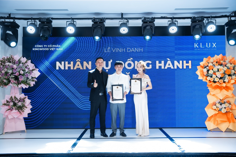 Year End Party 2025 - KLUX 13