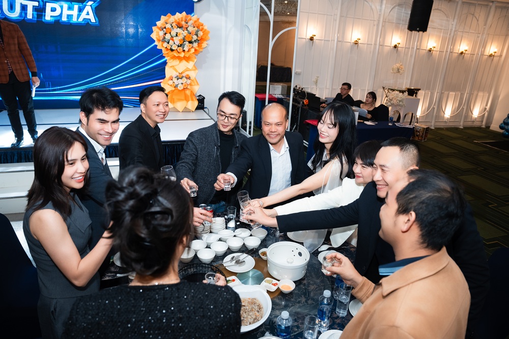 Year End Party 2025 - KLUX 6