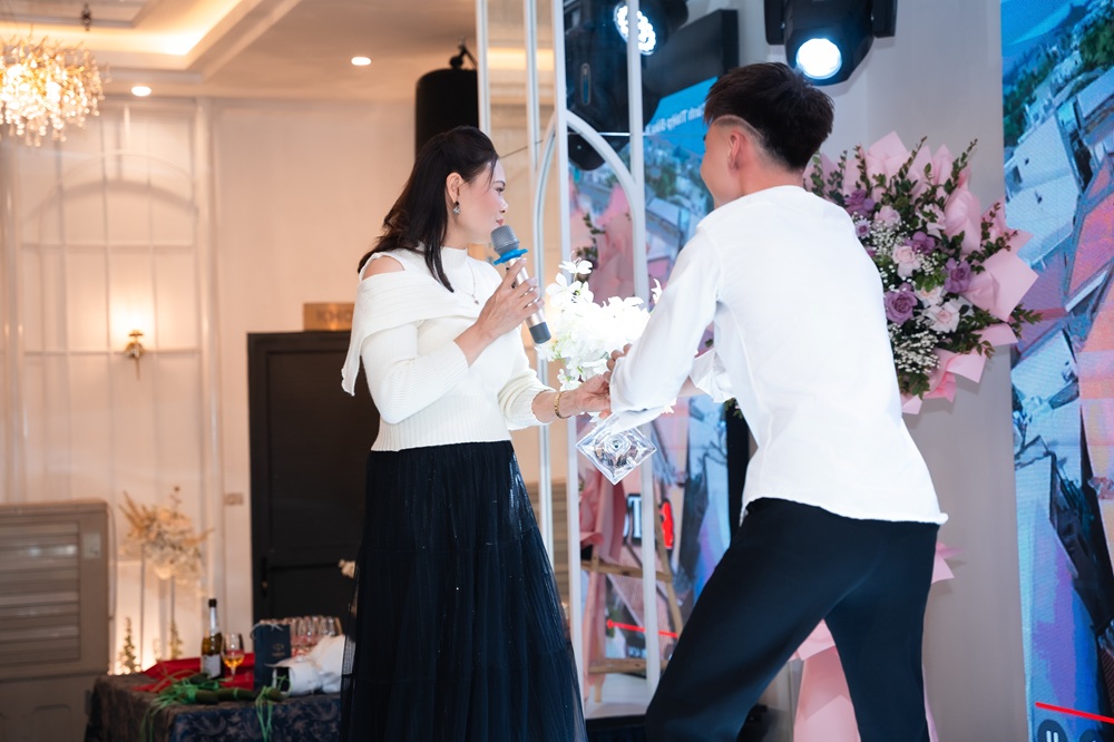 Year End Party 2025 - KLUX 15